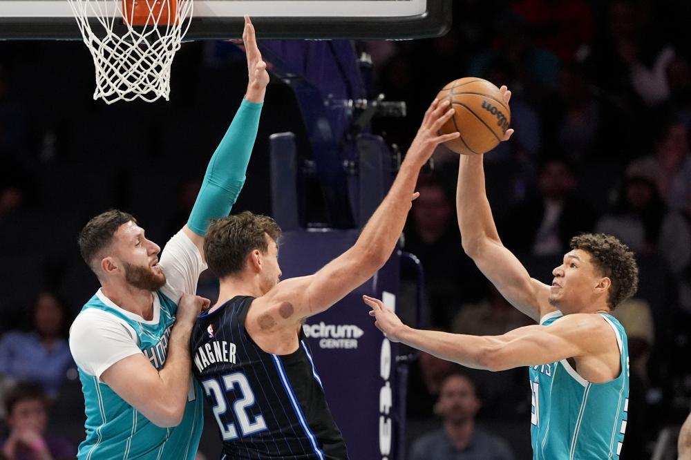 同时签下埃 同时签下埃