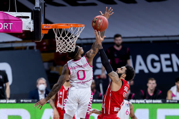 俱乐部和球 俱乐部和球