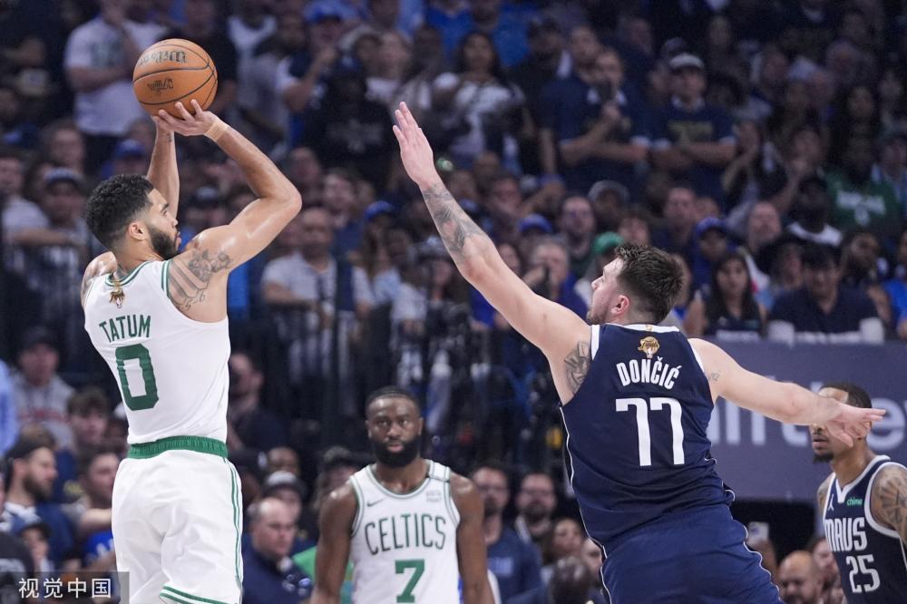 他的表现出 他的表现出